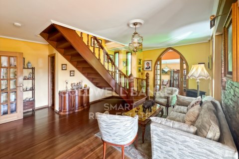 House à vendre à Oleiros, A Coruna, Espagne, 7 chambres, 400 m2 No. 160415 - photo 20