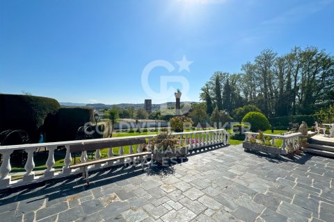 House à vendre à Oleiros, A Coruna, Espagne, 7 chambres, 400 m2 No. 160415 - photo 18