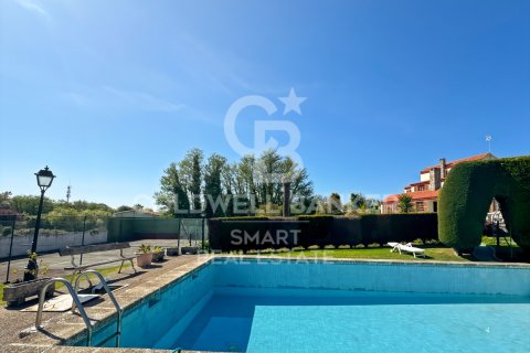 House à vendre à Oleiros, A Coruna, Espagne, 7 chambres, 400 m2 No. 160415 - photo 13