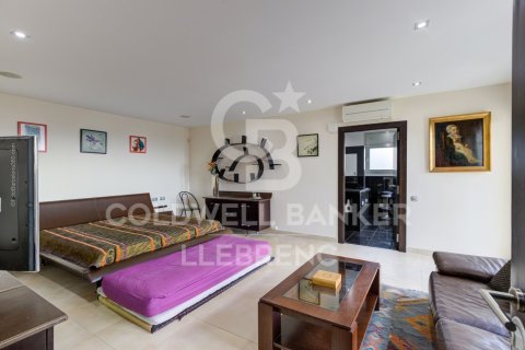 House zum Verkauf in Barcelona, Spanien 7 Schlafzimmer, 570 m2 Nr. 160416 - Foto 29