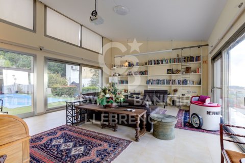 Casa in vendita a Barcelona, Spagna 7 camere da letto, 570 mq. N° 160416 - foto 3