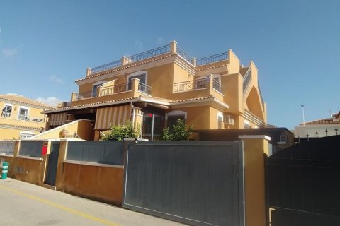 Kamienica Torrevieja, Alicante, Hiszpania 3 sypialnie, 82 mkw. nr 137812 – zdjęcie 1