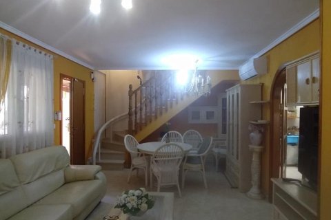 Kamienica Torrevieja, Alicante, Hiszpania 3 sypialnie, 82 mkw. nr 137812 – zdjęcie 5