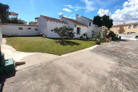 House for sale in Alicante, Spain 209 sq.m. No. 165817 - photo 9