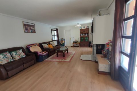 House for sale in Alicante, Spain 209 sq.m. No. 165817 - photo 2