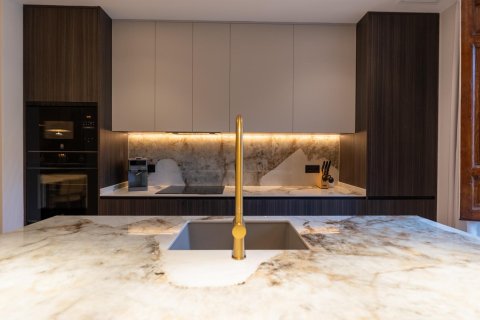 Apartament w Madrid, Hiszpania 3 sypialnie, 133 mkw. nr 165818 – zdjęcie 13