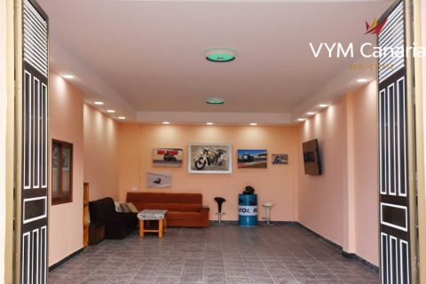 Finca for sale in La Tierra Del Trigo, Tenerife, Spain 7 bedrooms, 415 sq.m. No. 164386 - photo 12