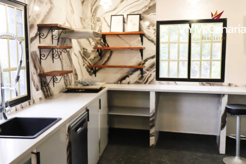 Finca for sale in La Tierra Del Trigo, Tenerife, Spain 7 bedrooms, 415 sq.m. No. 164386 - photo 5