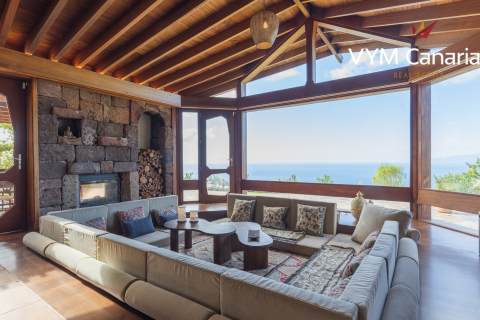 Finca for rent in Guia de Isora, Tenerife, Spain 3 bedrooms, 208 sq.m. No. 164391 - photo 2