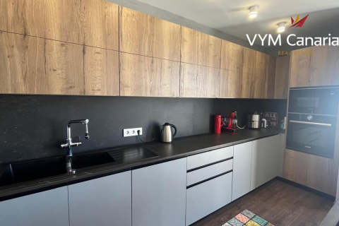 Villa till salu i San Eugenio, Tenerife, Spanien 4 sovrum, 119 kvm. Nr. 164387 - foto 5