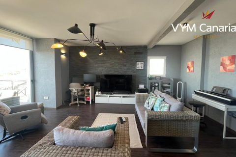 Villa till salu i San Eugenio, Tenerife, Spanien 4 sovrum, 119 kvm. Nr. 164387 - foto 3