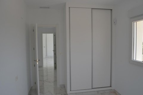 Villa in vendita a Pinoso, Alicante, Spagna 4 camere da letto, 225 mq. N° 142335 - foto 17