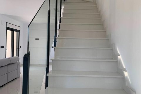 Villa in vendita a Pinoso, Alicante, Spagna 4 camere da letto, 180 mq. N° 142340 - foto 11