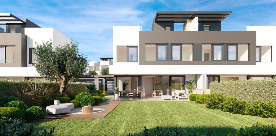 Villa in Estepona, Malaga, Spanien 3 Schlafzimmer, 138 m2 Nr. 169235
