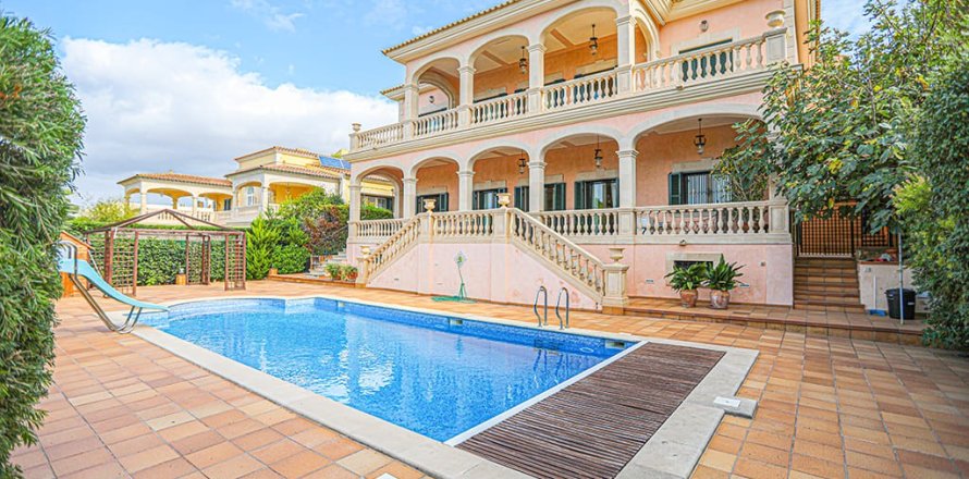 Villa en Mallorca, España 6 dormitorios, 850 m2 No. 143417
