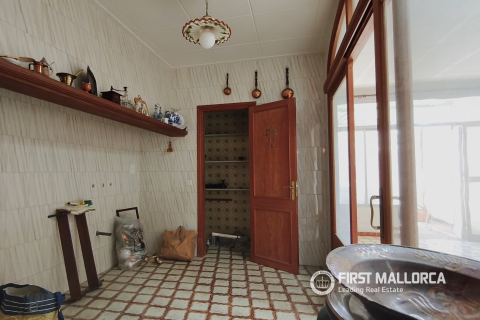 Townhouse for sale in Llucmajor, Mallorca, Spain 5 bedrooms, 283 sq.m. No. 166613 - photo 5