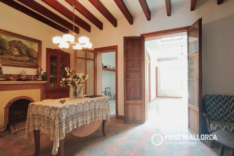 Townhouse for sale in Llucmajor, Mallorca, Spain 5 bedrooms, 283 sq.m. No. 166613 - photo 2