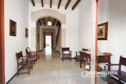 Townhouse for sale in Llucmajor, Mallorca, Spain 5 bedrooms, 283 sq.m. No. 166613 - photo 10