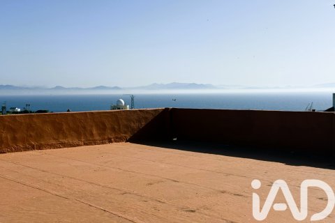 Talo Tarifa, Cadiz, Espanja 7 makuuhuonetta, 220 m2 No. 173096