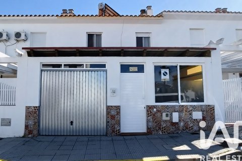 Kaupunkipientalo Cartaya, Huelva, Espanja 4 makuuhuonetta, 116 m2 No. 173092