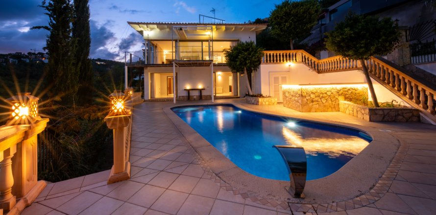 Villa in Costa D'en Blanes, Mallorca, Spanien 4 Schlafzimmer, 327 m2 Nr. 155030