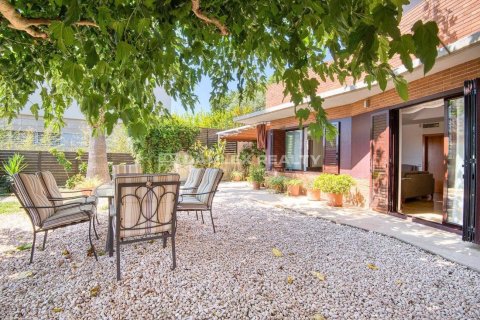 Villa à vendre à Sant Feliu de Guixols, Girona, Espagne, 4 chambres, 236 m2 No. 177027 - photo 3