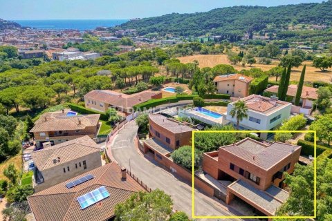 Willa w Sant Feliu de Guixols, Girona, Hiszpania 4 sypialnie, 236 mkw. nr 177027