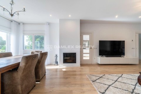 Villa for sale in Lloret de Mar, Girona, Spain 6 bedrooms, 423 sq.m. No. 177032 - photo 16