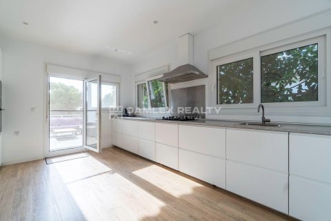 Villa for sale in Lloret de Mar, Girona, Spain 6 bedrooms, 423 sq.m. No. 177032 - photo 18