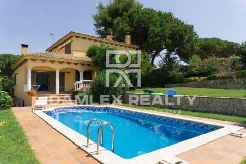 Willa w Lloret de Mar, Girona, Hiszpania 4 sypialnie, 361 mkw. nr 177033 – zdjęcie 3