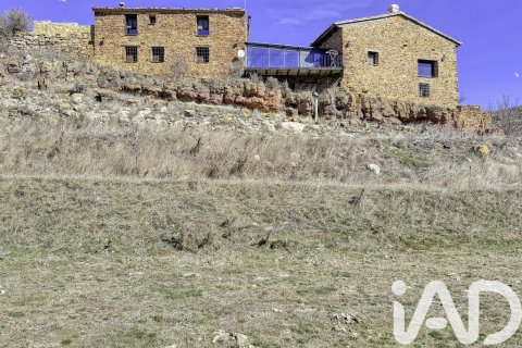 Propiedad comercial en venta en Teruel, España 1391 m2 No. 172982 - foto 28
