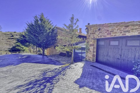Propiedad comercial en venta en Teruel, España 1391 m2 No. 172982 - foto 19