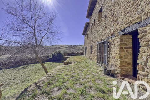 Propiedad comercial en venta en Teruel, España 1391 m2 No. 172982 - foto 7