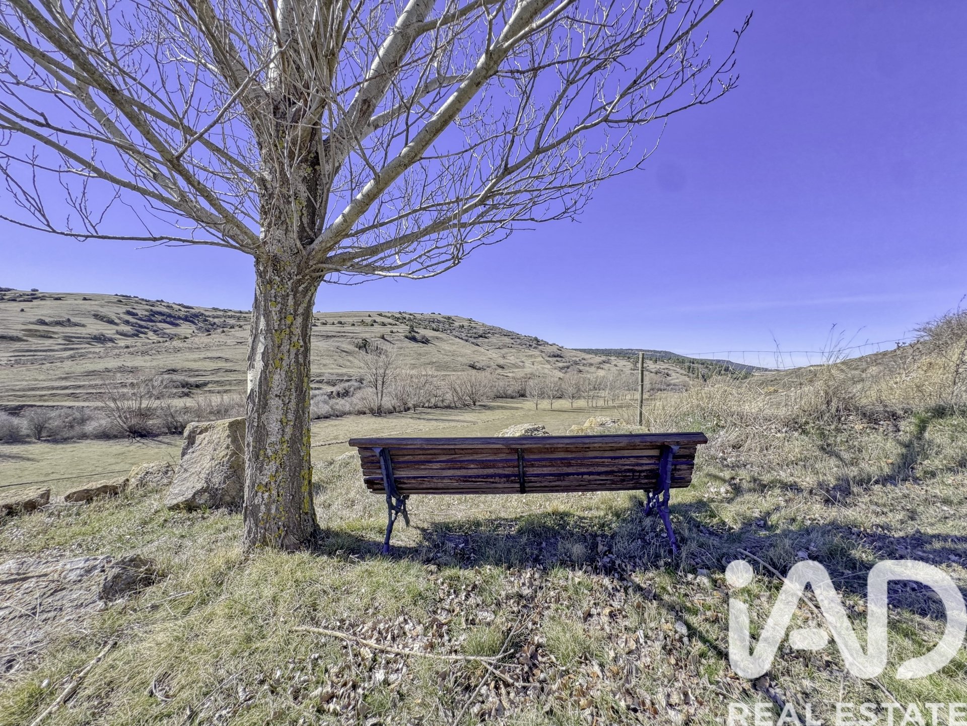 Propiedad comercial en Teruel, España 1391 m2 No. 172982