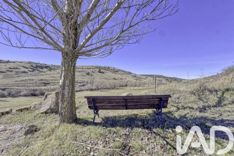 Propiedad comercial en venta en Teruel, España 1391 m2 No. 172982 - foto 13