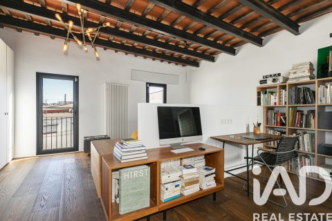 Penthouse à vendre à Barcelona, Espagne, 1 chambre, 78 m2 No. 172985 - photo 30