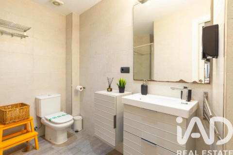 Huoneisto myytävänä Malaga, Espanja , 40 m2 No. 172984 - kuva 2