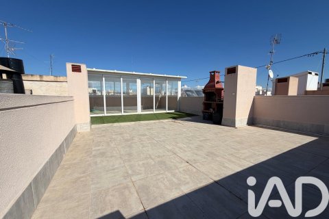 Takvåning till salu i Alicante, Spanien 3 sovrum, 107 kvm. Nr. 172987 - foto 3