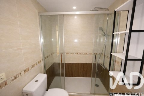 Takvåning till salu i Alicante, Spanien 3 sovrum, 107 kvm. Nr. 172987 - foto 13