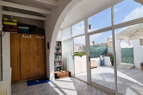 Продажа бунгало в Вилламартин, Аликанте, Испания 2 спальни, 70м2 №190050 - фото 23
