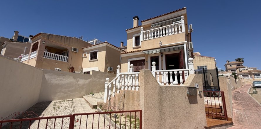 Villa in Villamartin, Alicante, Spanien 3 Schlafzimmer, 85 m2 Nr. 190056