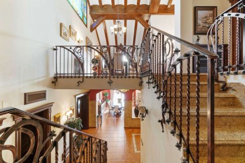 Villa for sale in Alicante, Spain 4 bedrooms, 837 sq.m. No. 190051 - photo 24