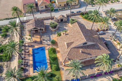 Villa for sale in Alicante, Spain 4 bedrooms, 837 sq.m. No. 190051 - photo 7