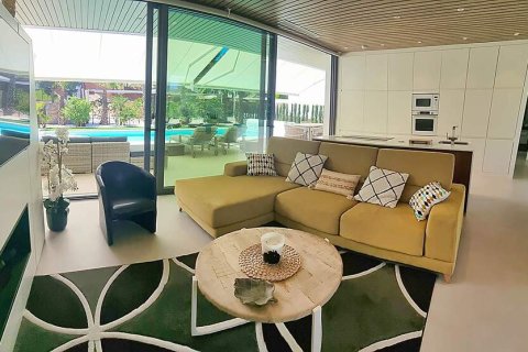Villa en venta Dehesa De Campoamor, Alicante, España 4 dormitorios,  No. 133297 - foto 4