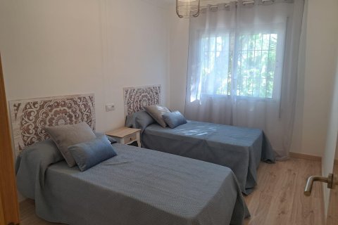 Villa till salu Orihuela, Alicante, Spanien 5 sovrum, 250 kvm. Nr. 133296 - foto 12