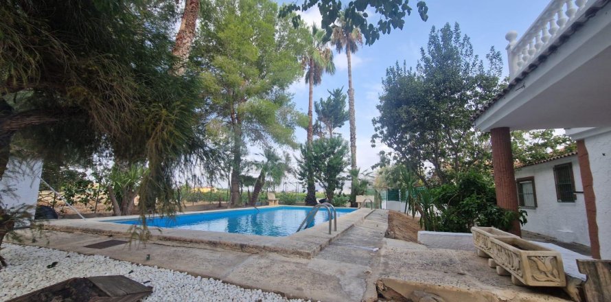 Villa Orihuela, Alicante, Spanien 5 sovrum, 250 kvm. Nr. 133296