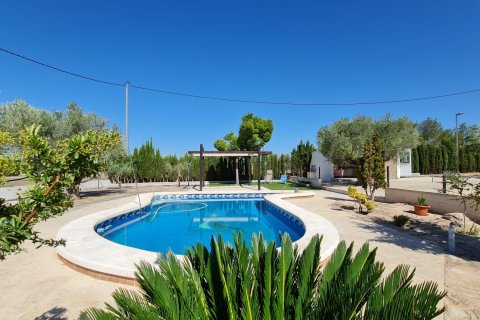 Villa en venta Yecla, Murcia, España 5 dormitorios, 175 m2 No. 133292 - foto 1