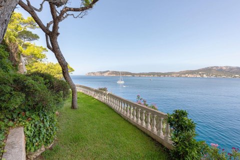 Villa for sale in Santa Ponsa, Mallorca, Spain 4 bedrooms, 350 sq.m. No. 149928 - photo 15
