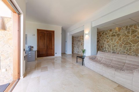 Villa for sale in Santa Ponsa, Mallorca, Spain 4 bedrooms, 350 sq.m. No. 149928 - photo 13