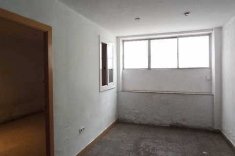 Huoneisto myytävänä Badalona, Barcelona, Espanja, 2 makuuhuonetta, 60 m2 No. 186386 - kuva 2